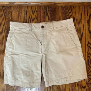 The Gap Men’s Stretch Shorts Sz 33 in Light Beige